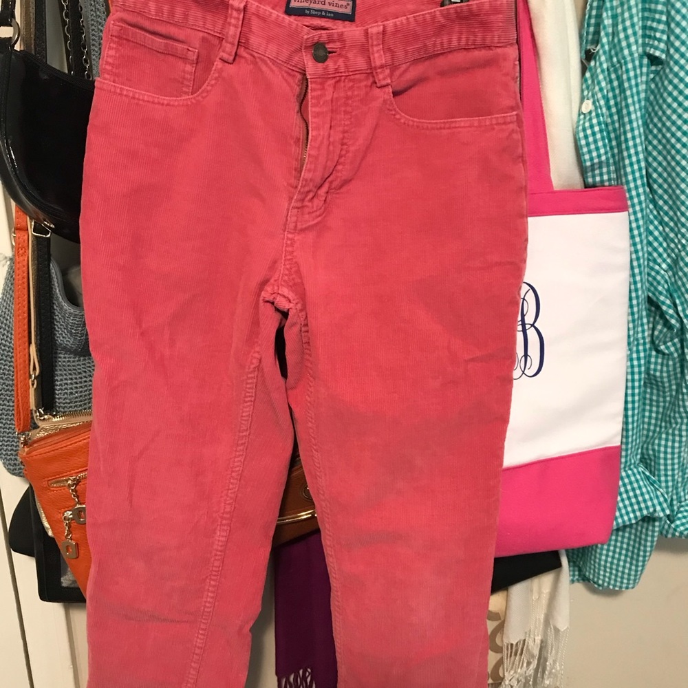 Vineyard Vines corduroy pink pants!